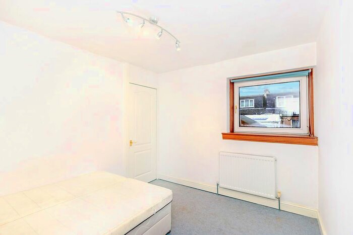 3 Bedroom Terraced House For Sale In Viewfield Road, West Calder, EH55