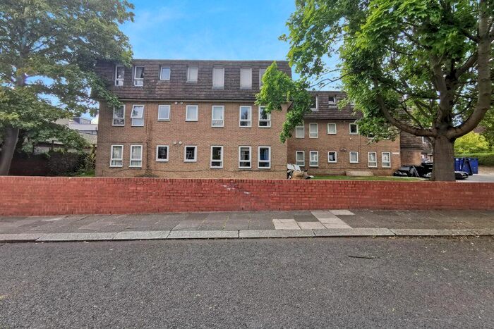 1 Bedroom Flat To Rent In Dunholme Road, Newcastle Upon Tyne, NE4