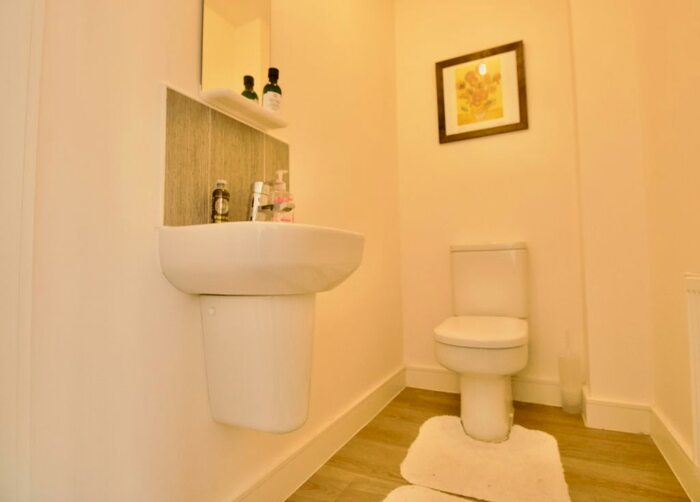 2 Bedroom Town House For Sale In Lotus Road, Leicester, LE5