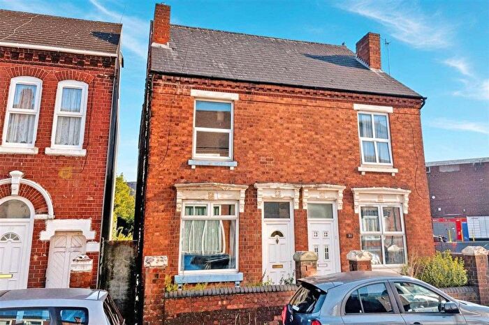 2 Bedroom Semi-Detached House For Sale In Haden Road, Cradley Heath, B64