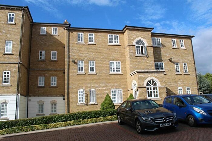 2 Bedroom Apartment To Rent In Gilbert Close, London, SE18