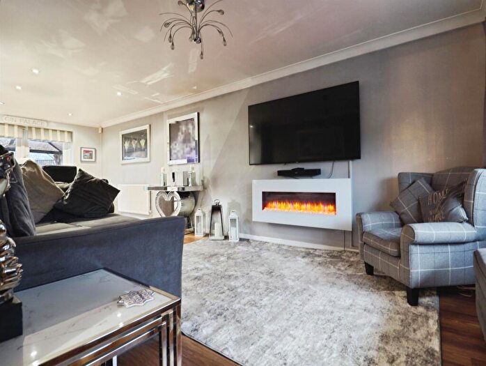 4 Bedroom Detached House For Sale In Clos Rhedyn, Cardiff, CF5