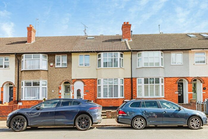 4 Bedroom Terraced House For Sale In Loyd Road, Northampton, NN1