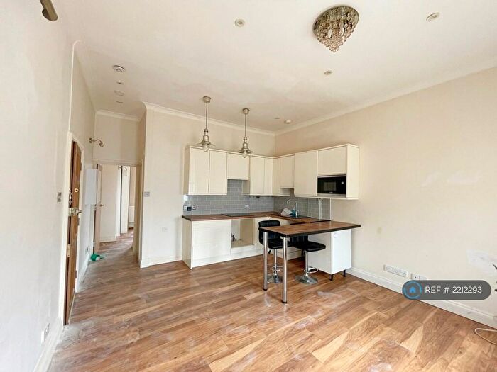 1 Bedroom Flat To Rent In Brownhill Road, London, SE6