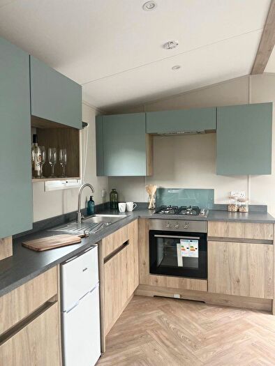 2 Bedroom Caravan For Sale In Hunters Quay Holiday Village, PA23