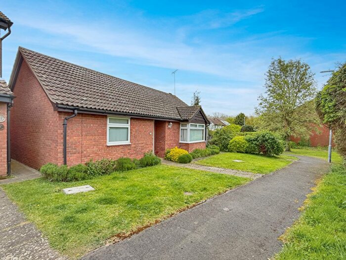 2 Bedroom Detached Bungalow For Sale In The Spinney, Bar Hill, CB23