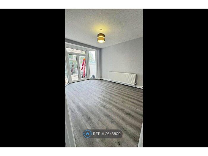 3 Bedroom Terraced House To Rent In Duppas Road, Croydon, CR0