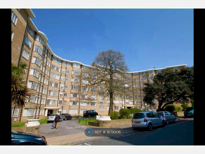 1 Bedroom Flat To Rent In Furze Croft, Brighton And Hove, BN3