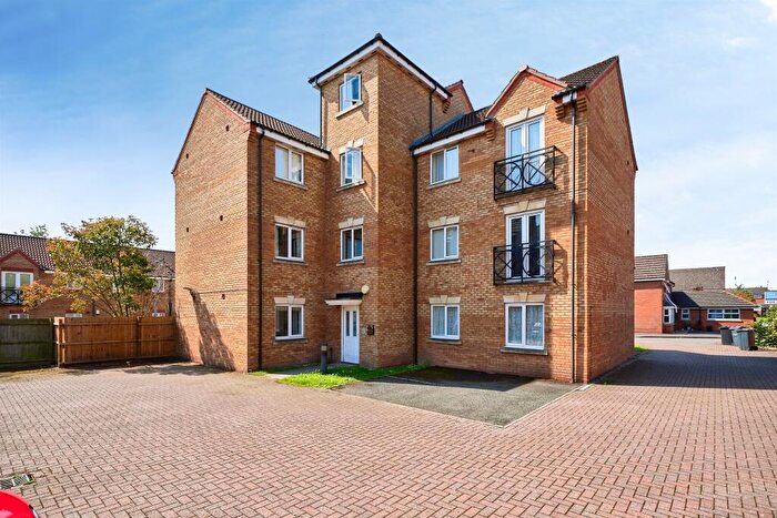 1 Bedroom Flat For Sale In Potters Brook, Tipton, DY4