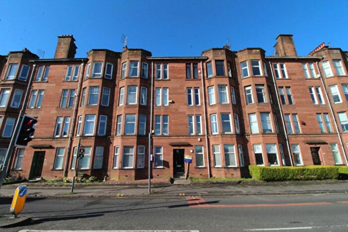 2 Bedroom Flat To Rent In Kings Park Road, Glasgow, G44