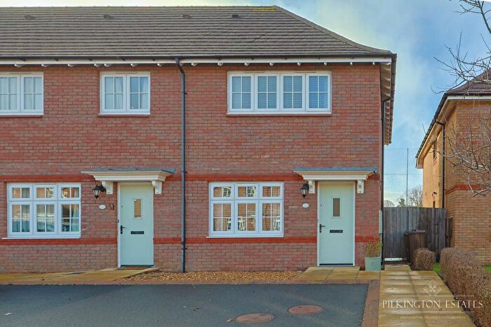 2 Bedroom End Of Terrace House For Sale In Millennium Street, Plymouth, PL2