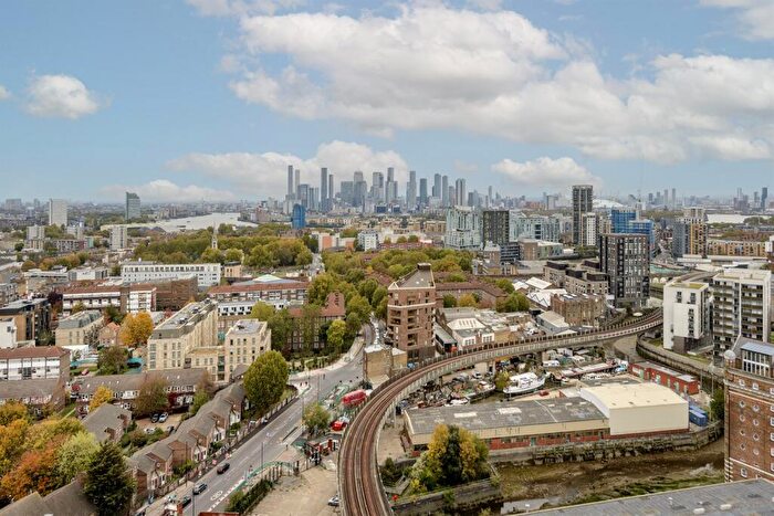 1 Bedroom Apartment For Sale In Distillery Tower, SE8