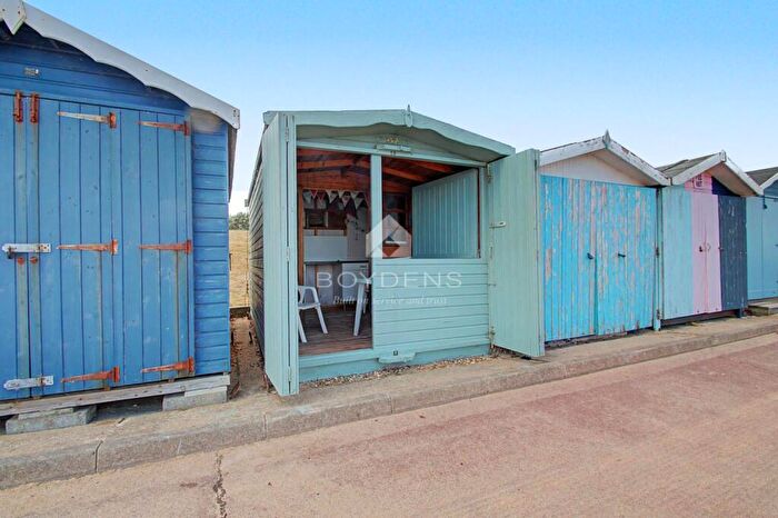 Chalet For Sale In Low Wall, Frinton-on-sea, CO13