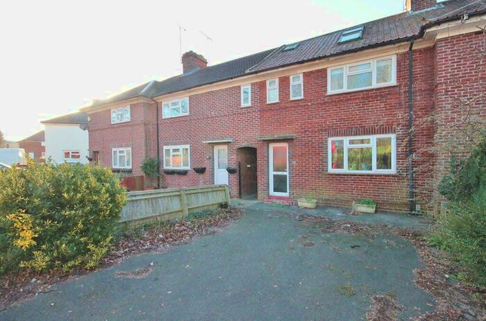 4 Bedroom Semi-Detached House To Rent In Morrell Avenue, Cowley, OX4
