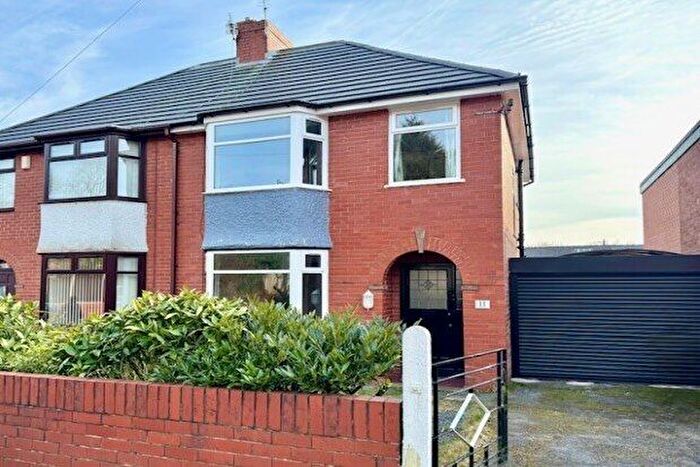 3 Bedroom Property To Rent In Ferns Grove, Bolton, BL1