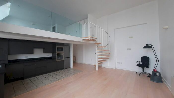 2 Bedroom Terraced House To Rent In Victorian Heights, Thackeray Road, London, SW8