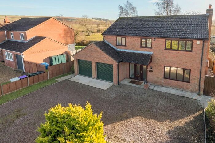 4 Bedroom Detached House For Sale In Old Main Road, Scamblesby, Louth, Lincs, LN11