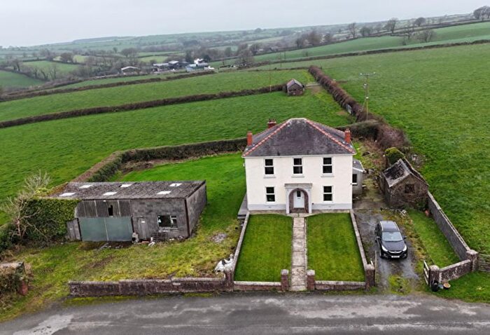 4 Bedroom Detached House For Sale In Trelech, Carmarthen, SA33