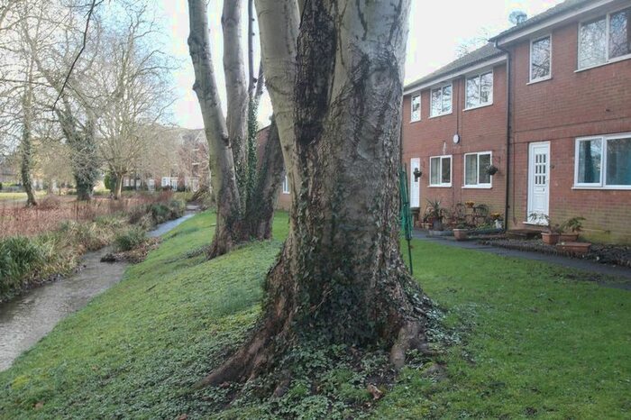 1 Bedroom Flat To Rent In Park View Court, Eaton Avenue, High Wycombe, HP12