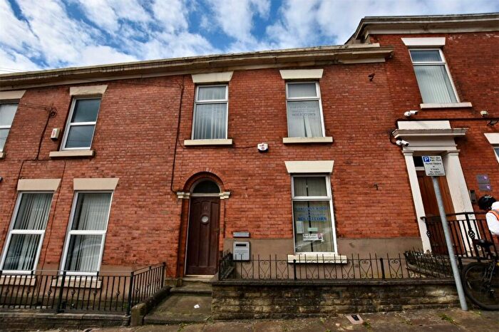 5 Bedroom Terraced House For Sale In Wellington Street St John, Town Centre, Blackburn, Lancashire, BB1