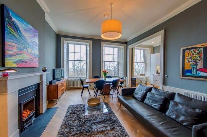 2 Bedroom Flat To Rent In Queen Street, New Town, Edinburgh, EH2