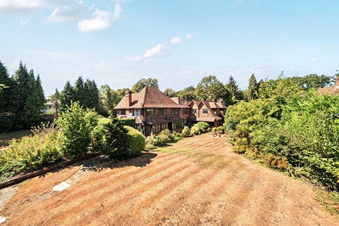 6 Bedroom Detached House For Sale In Packhorse Road, Gerrards Cross, SL9