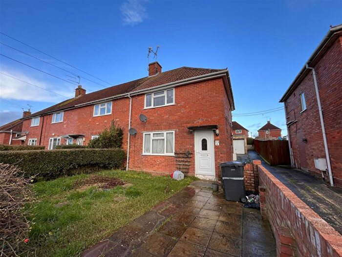 1 Bedroom Flat To Rent In Fielding Road, Yeovil, BA21