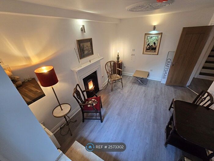 2 Bedroom Flat To Rent In Fernhead, London, W9