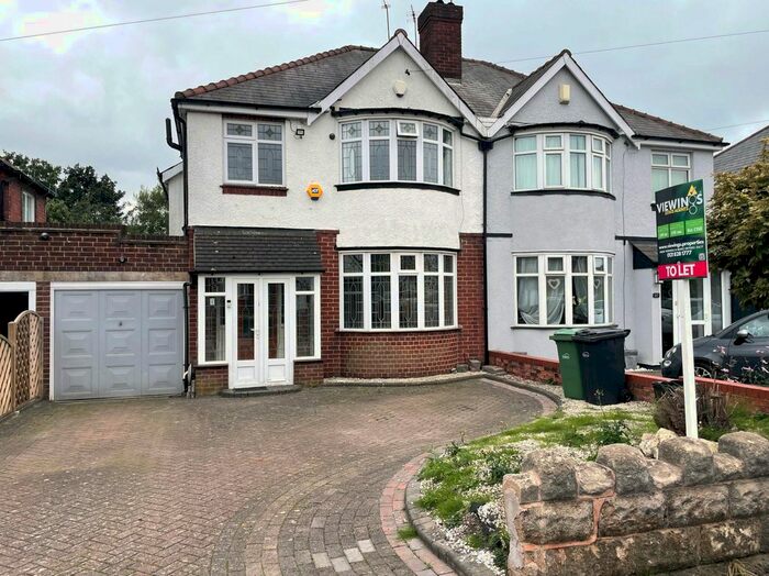 3 Bedroom Semi-Detached House To Rent In Gower Road, Halesowen, West Midlands, B62