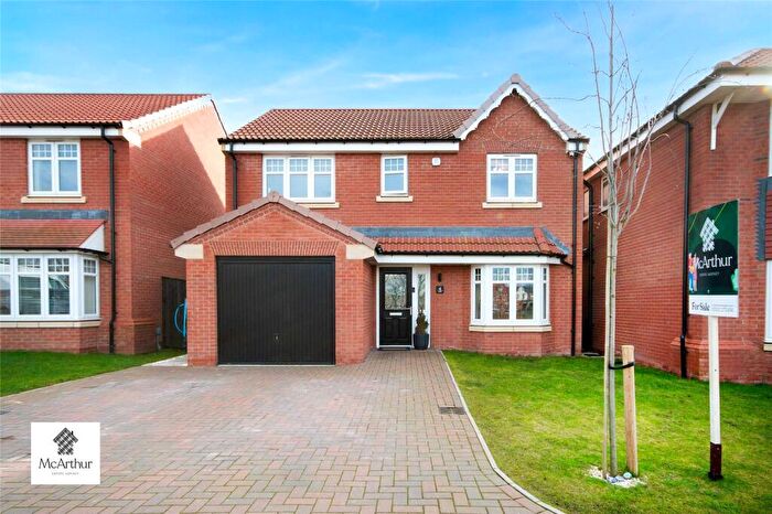 4 Bedroom Detached House For Sale In Robinets Green, Harworth & Bircotes, Doncaster, South Yorkshire, DN11
