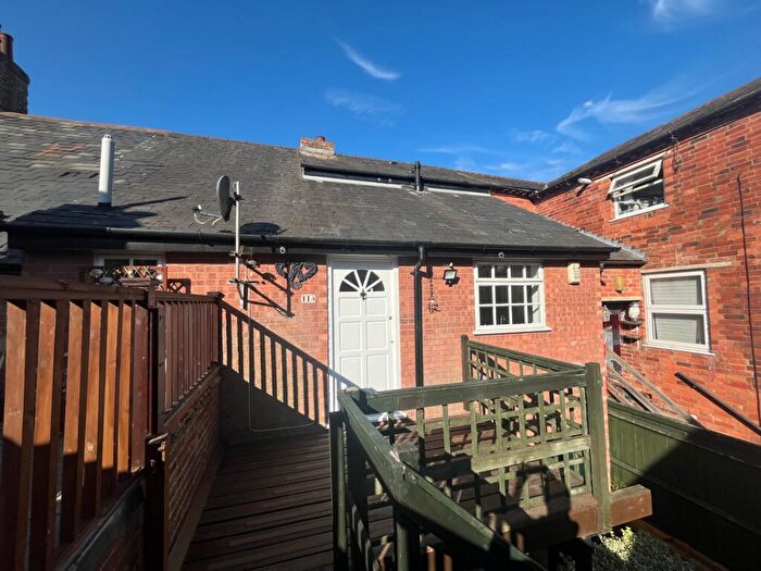 2 Bedroom Apartment To Rent In Sheaf Street, Daventry, NN11