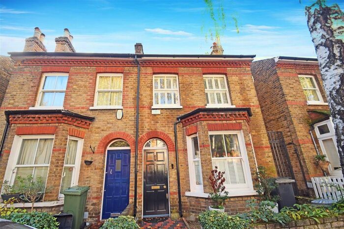 4 Bedroom Semi-Detached House To Rent In South Western Road, St Margarets, Twickenham, TW1
