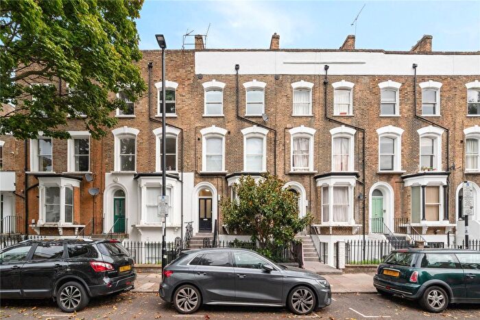2 Bedroom Flat For Sale In Grosvenor Avenue, Highbury, London, N5