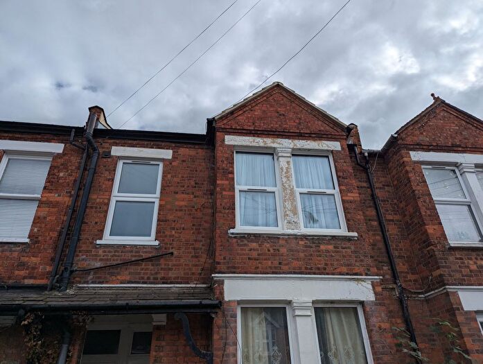 2 Bedroom Maisonette To Rent In Claremont Road, Harrow Weald, HA3