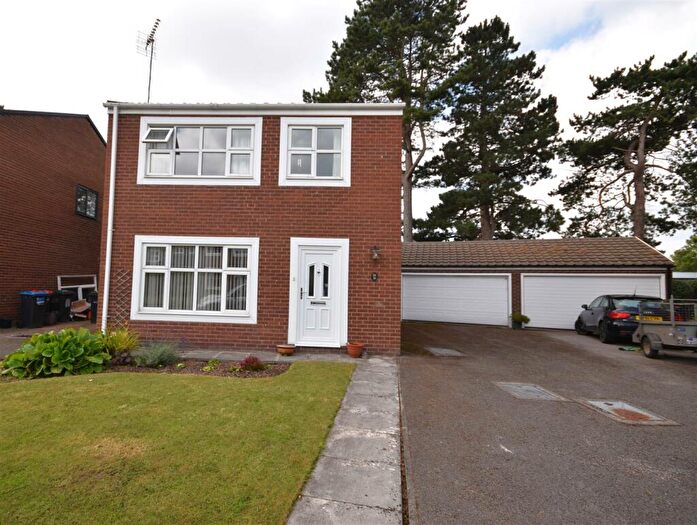 4 Bedroom Detached House For Sale In Broadlake, Willaston, Neston, CH64