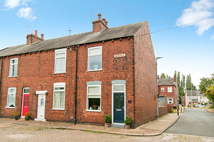 2 Bedroom End Of Terrace House For Sale In River View, Castleford, WF10