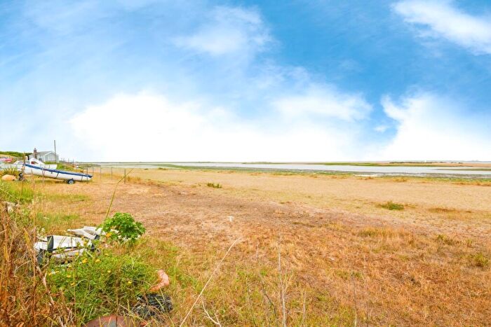 2 Bedroom Detached House For Sale In Eastern Promenade, Point Clear Bay, Clacton-on-Sea, Essex, CO16