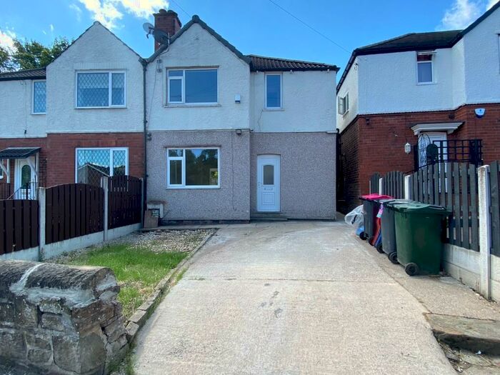 3 Bedroom Semi-Detached House To Rent In Brinsworth Road, Rotherham, ., S60