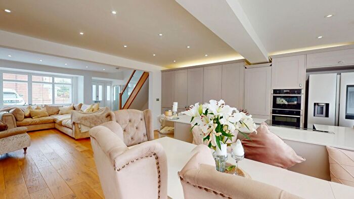 3 Bedroom Detached House For Sale In Mitford Road, South Shields, NE34