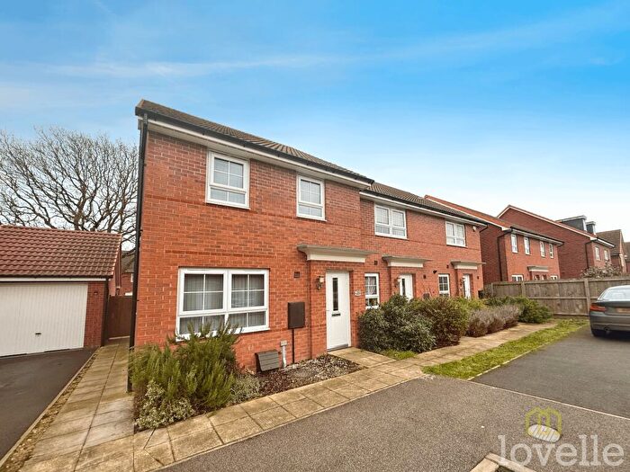 3 Bedroom End Of Terrace House To Rent In Antonius Way, North Hykeham, LN6
