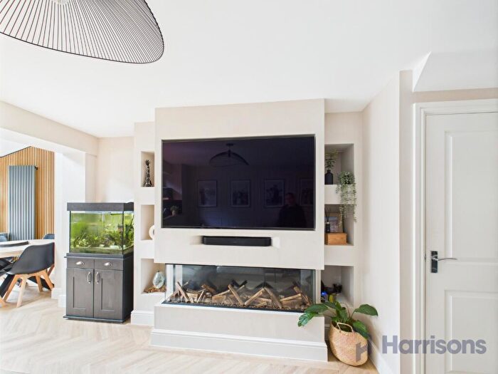 3 Bedroom Terraced House For Sale In All Saints Close, Iwade, Sittingbourne, Kent, ME9