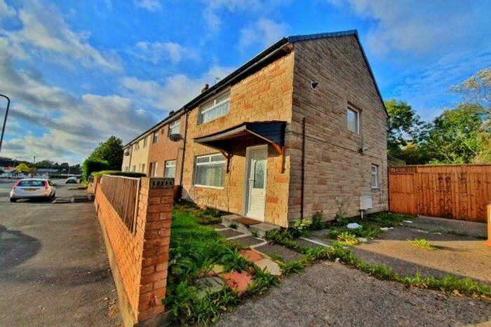 2 Bedroom Property To Rent In Waterland Lane, St. Helens WA9