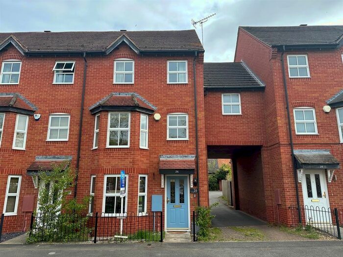 3 Bedroom Town House To Rent In East Water Crescent, Hampton Vale, Peterborough, PE7