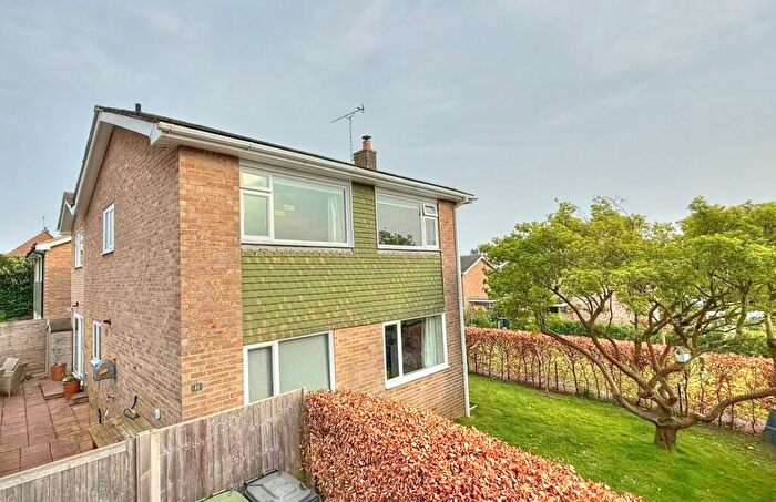 4 Bedroom Detached House For Sale In Merryfield Road, Petersfield, Hampshire, GU31