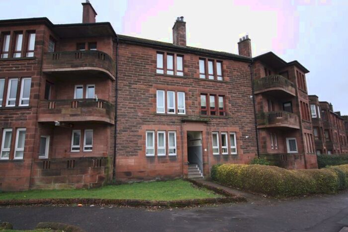 3 Bedroom Flat To Rent In Glencoe Street, Anniesland, G13