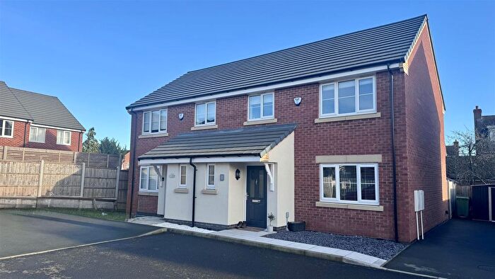 3 Bedroom Semi Detached House For Sale In Healy Close, Sileby, Leicestershire, LE12