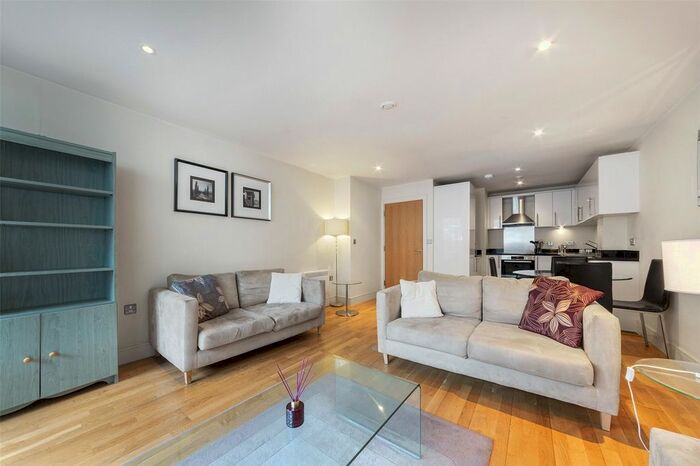 1 Bedroom Flat To Rent In Drayton Park, London, N5