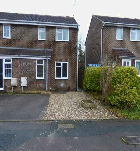 2 Bedroom House To Rent In The Chesters, Westlea, SN5