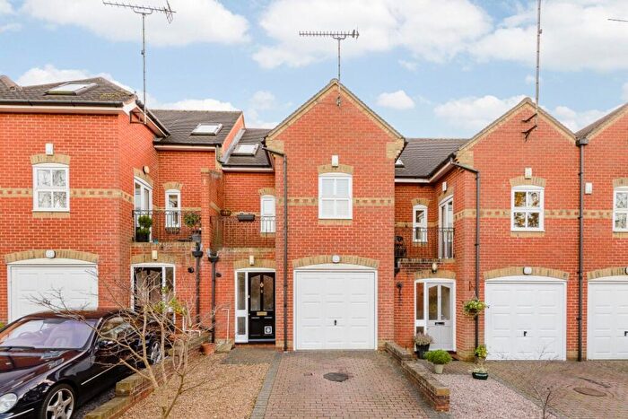 2 Bedroom Terraced House For Sale In Long Hill Road, Ascot, SL5