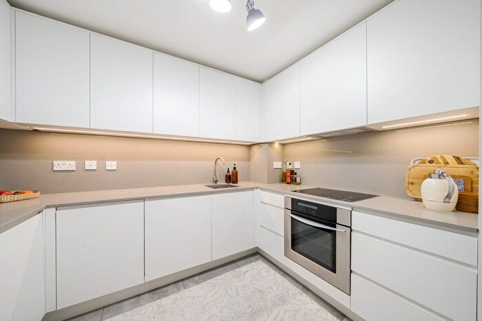 1 Bedroom Flat To Rent In Odessa Street, London, SE16
